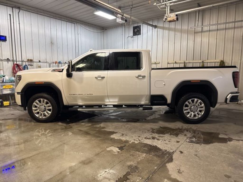 Used 2024 GMC Sierra 2500HD Denali Truck