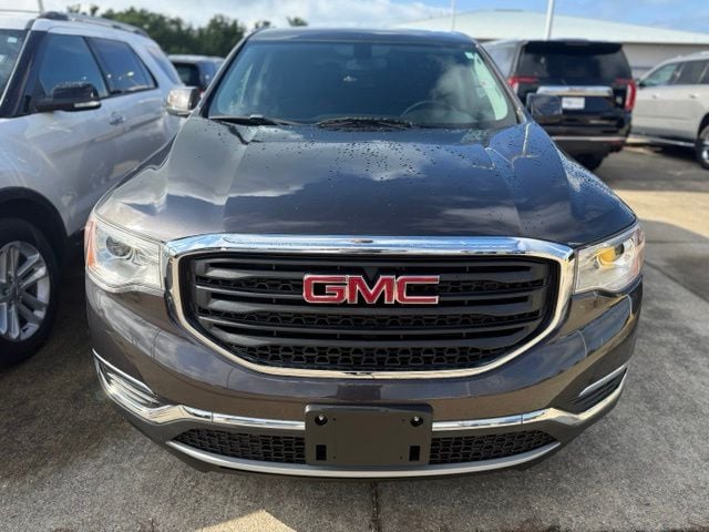 Used 2019 GMC Acadia SLE-1 with VIN 1GKKNKLAXKZ107344 for sale in Paris, IL