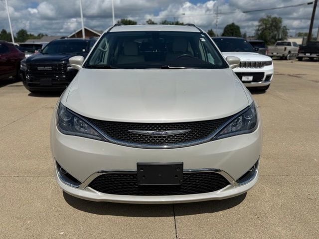 Used 2017 Chrysler Pacifica Touring-L with VIN 2C4RC1BG2HR704460 for sale in Paris, IL