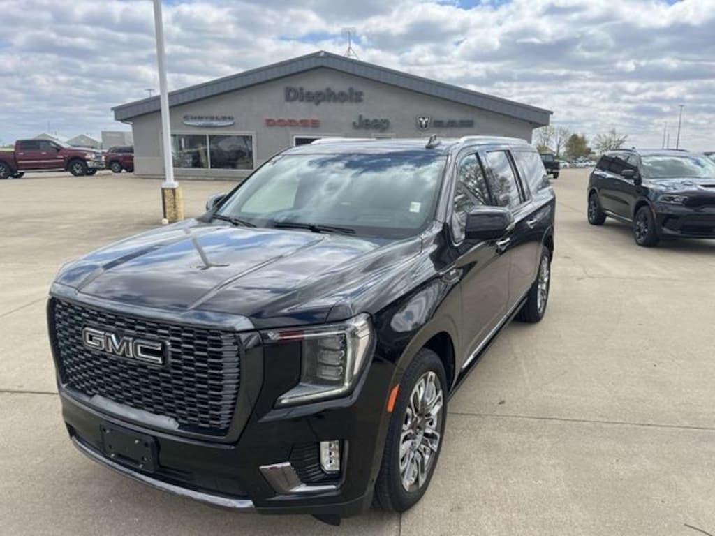 Used 2023 GMC Yukon XL Denali Ultimate SUV