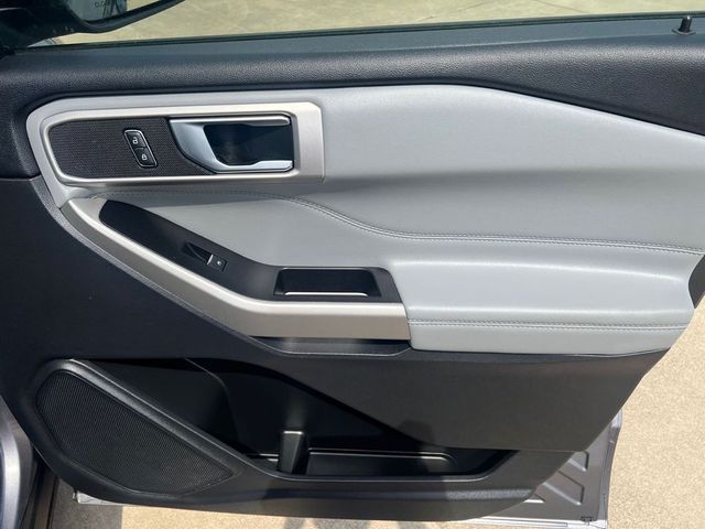 2022 Ford Explorer XLT - Photo 16