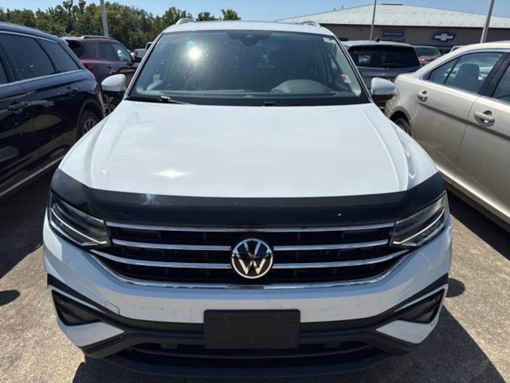 Used 2024 Volkswagen Tiguan 2.0T SE SUV
