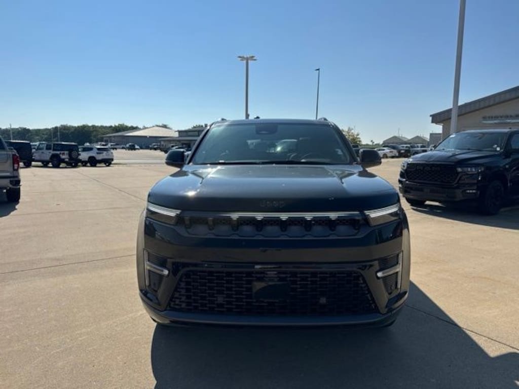 New 2026 Jeep Grand Wagoneer LIMITED ALTITUDE 4X4 Sport Utility