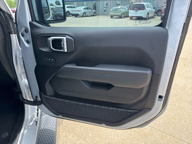 2023 Jeep Wrangler 4-Door High Altitude - Photo 25