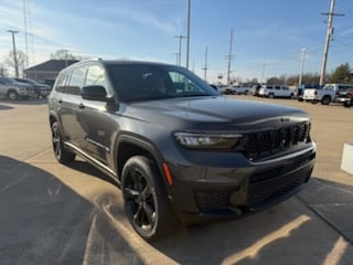 2025 Jeep Grand Cherokee L Laredo's photo