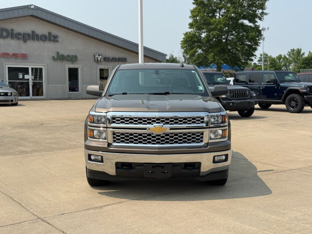 Used 2015 Chevrolet Silverado 1500 LT with VIN 3GCUKREC4FG219017 for sale in Paris, IL