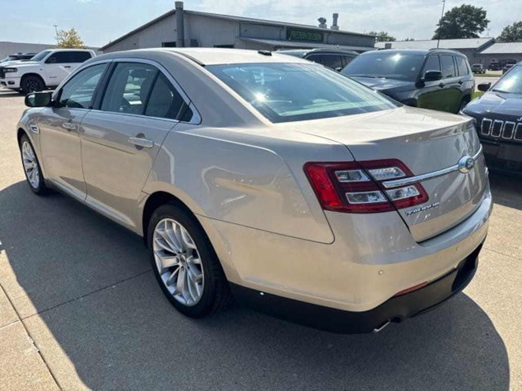 Used 2018 Ford Taurus Limited Sedan
