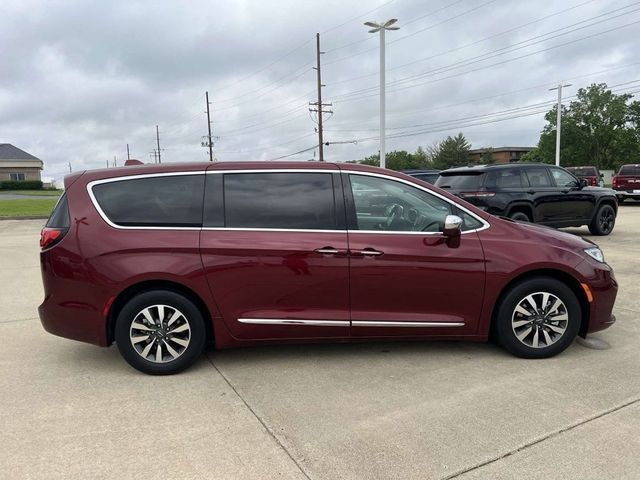 2022 Chrysler Pacifica Hybrid Limited - Photo 4
