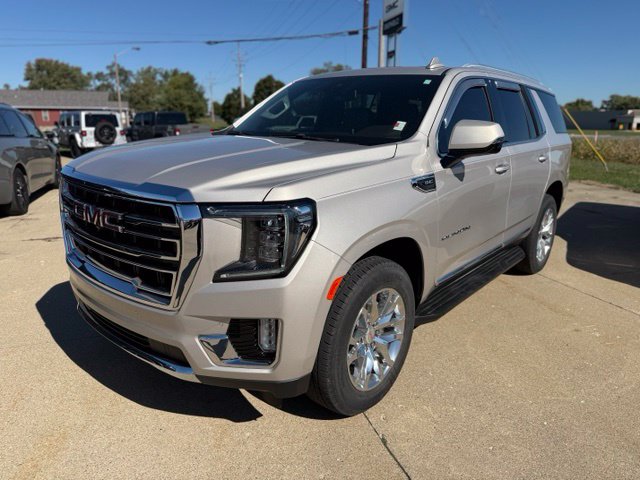 Used 2024 GMC Yukon SLT SUV