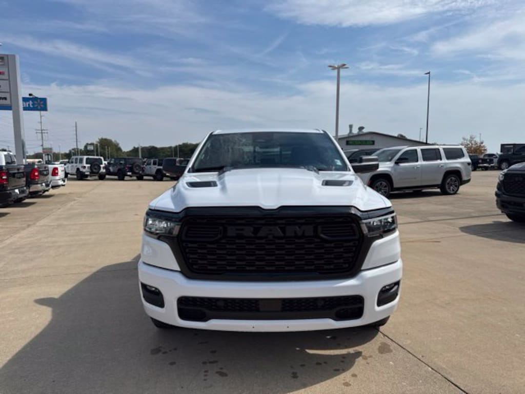 New 2027 Ram 1500 EXPRESS QUAD CAB 4X4 6'4 BOX Pickup