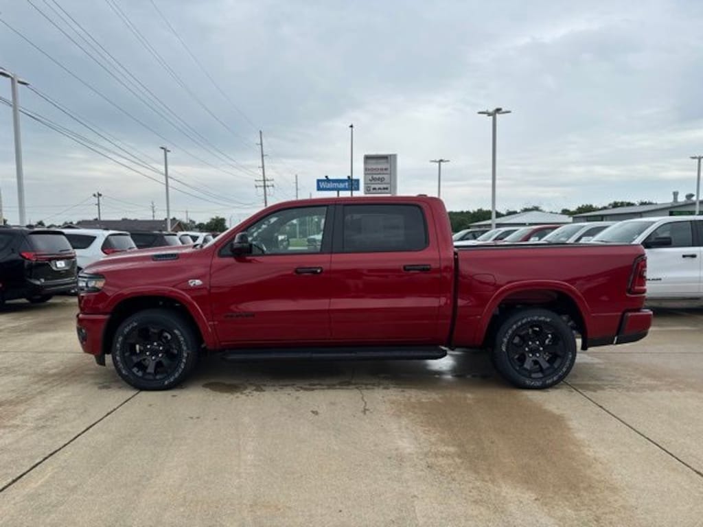 New 2026 Ram 1500 BIG HORN CREW CAB 4X4 5'7 BOX Pickup