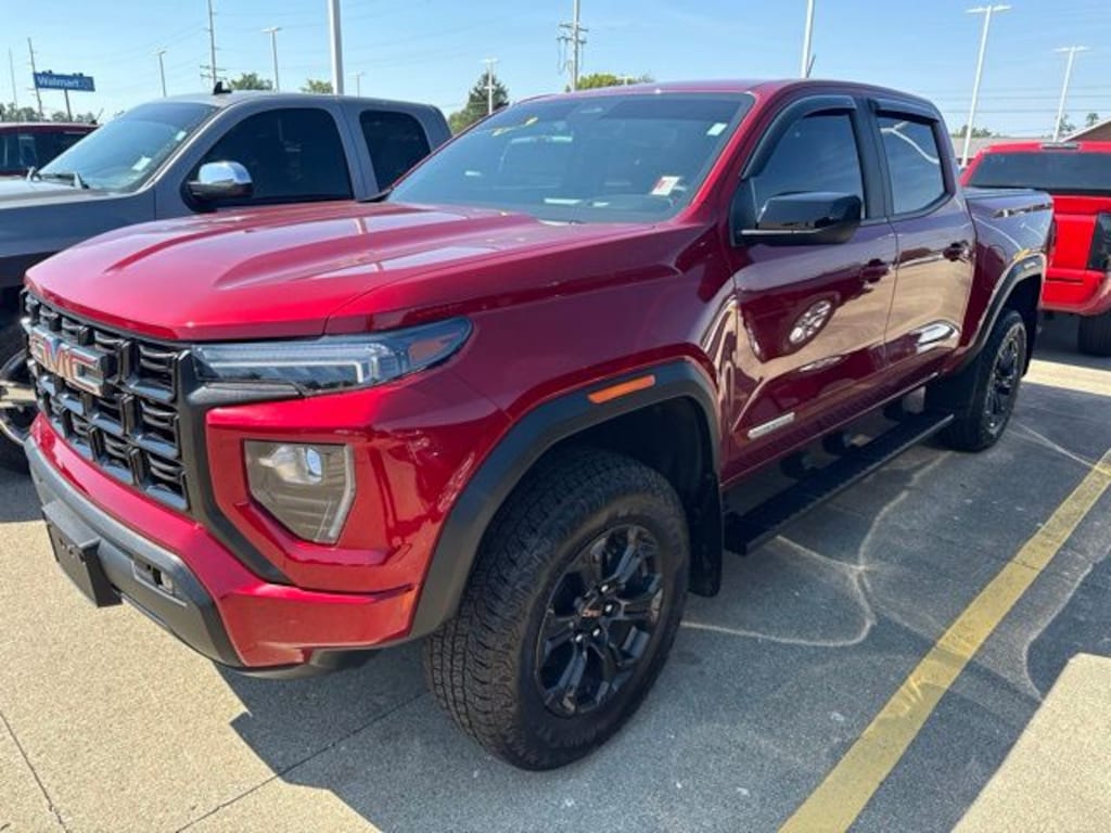 Used 2025 GMC Canyon Elevation Truck