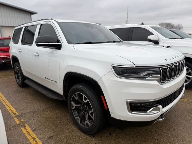 2023 Jeep Wagoneer Series III's photo