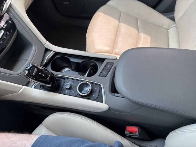 2022 Cadillac XT6 Premium Luxury - Photo 17