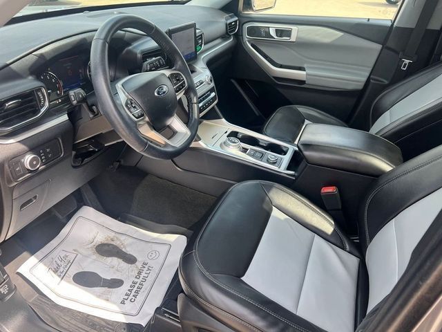 2022 Ford Explorer XLT - Photo 10