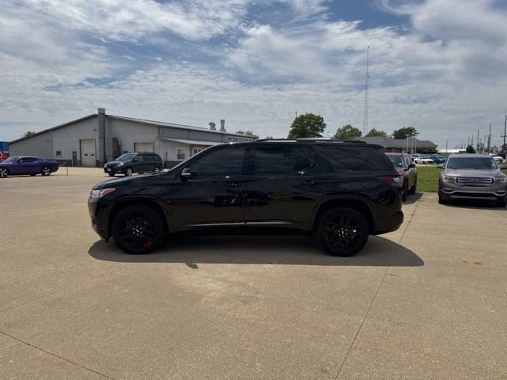 Used 2020 Chevrolet Traverse Premier SUV