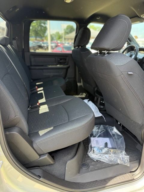 2026 RAM 3500 Tradesman - Photo 15