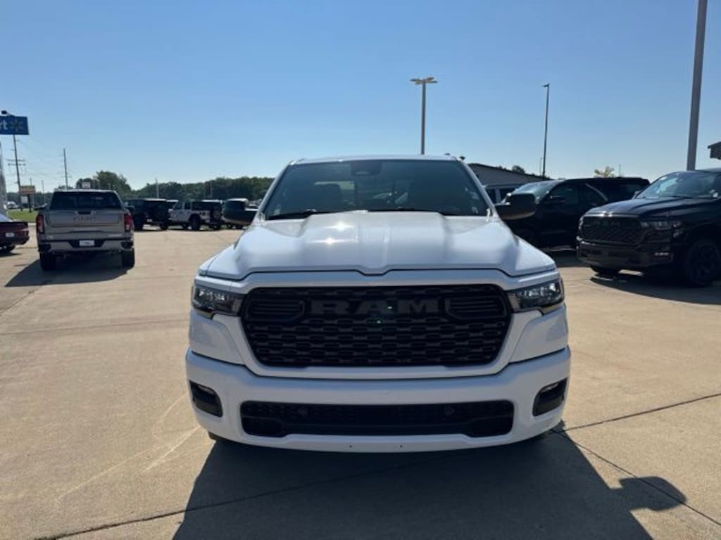 New 2026 Ram 1500 EXPRESS QUAD CAB 4X4 6'4 BOX Pickup