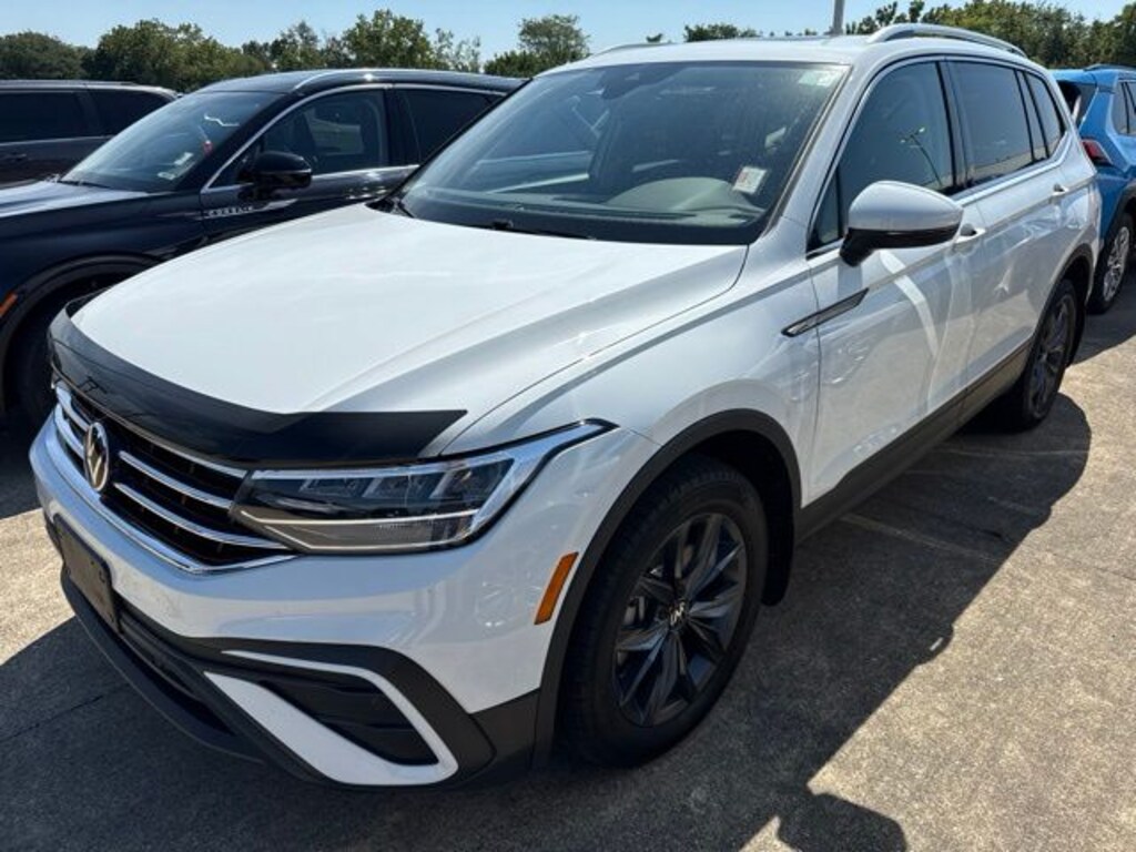Used 2024 Volkswagen Tiguan 2.0T SE SUV