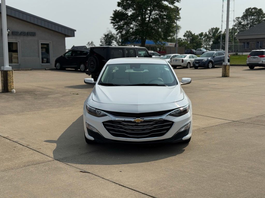 Used 2024 Chevrolet Malibu 2LT with VIN 1G1ZE5ST7RF219120 for sale in Paris, IL