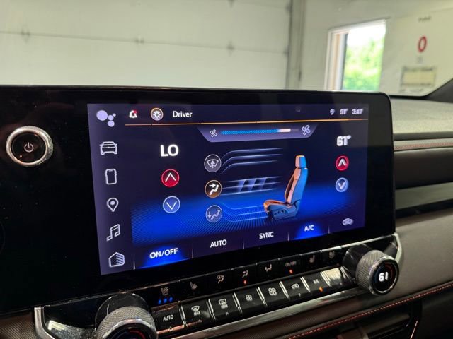 2023 Chevrolet Colorado Z71 - Photo 18