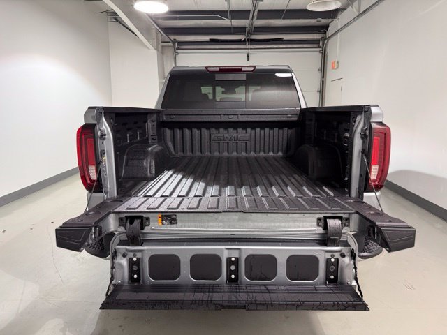 2026 GMC Sierra 1500 SLT - Photo 8