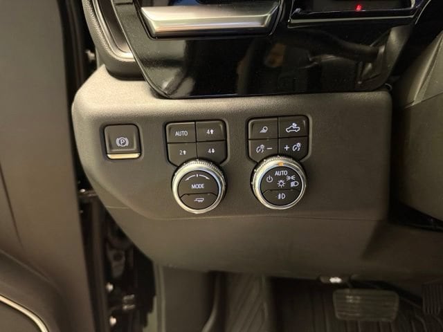 2026 GMC Sierra 1500 SLT - Photo 18