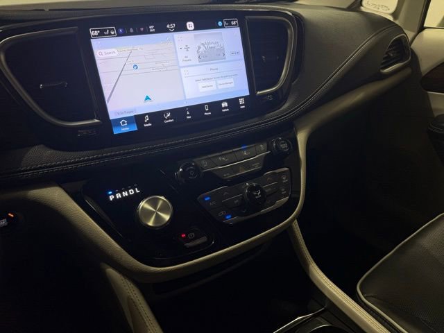 2021 Chrysler Pacifica Limited - Photo 13