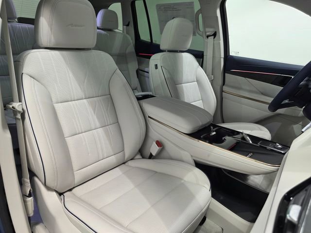 2026 Buick Enclave Avenir - Photo 37