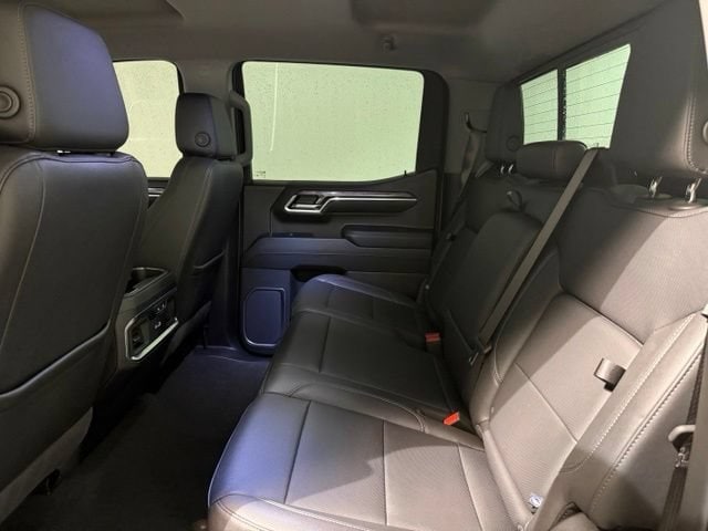 2024 Chevrolet Silverado 1500 LTZ - Photo 25