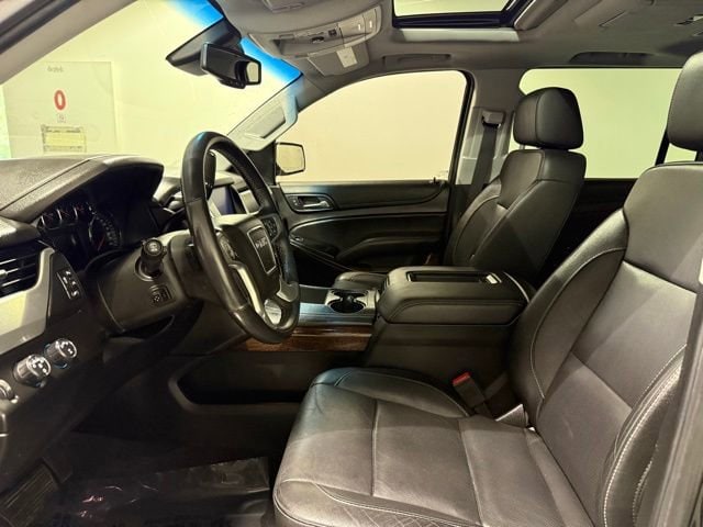 2020 GMC Yukon XL SLT - Photo 16