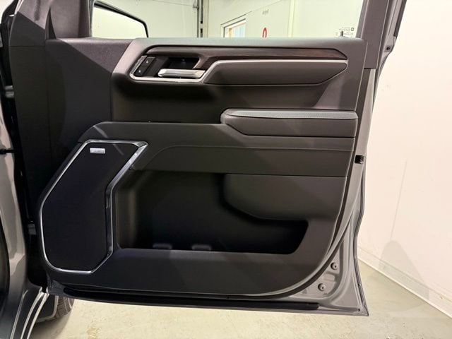 2026 GMC Sierra 1500 SLT - Photo 28