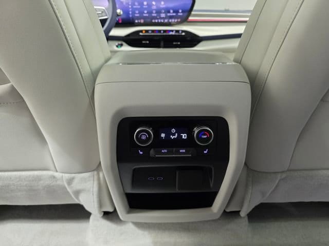 2026 Buick Enclave Avenir - Photo 31