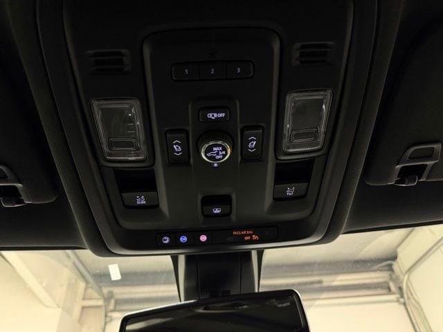 2022 GMC Yukon XL SLT - Photo 23