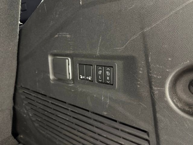 2022 Chevrolet Tahoe LT - Photo 10