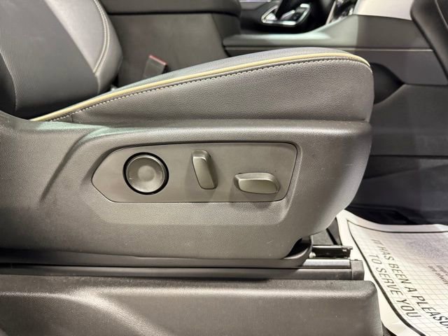 2022 GMC Yukon XL SLT - Photo 31