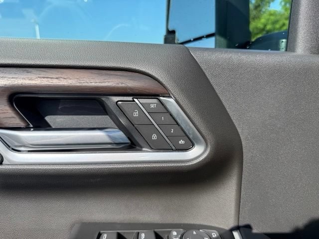 2026 GMC Sierra 2500HD SLT - Photo 10
