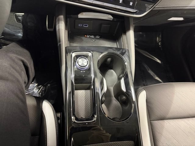 2026 Buick Envision Sport Touring - Photo 22
