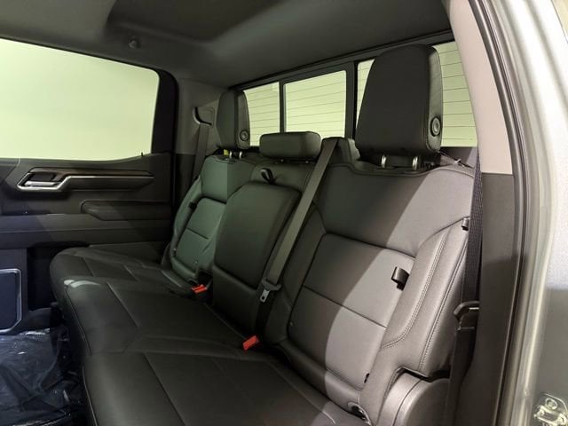 2026 GMC Sierra 1500 SLT - Photo 25