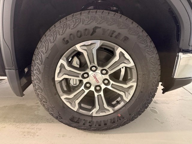 2026 GMC Sierra 1500 SLT - Photo 32