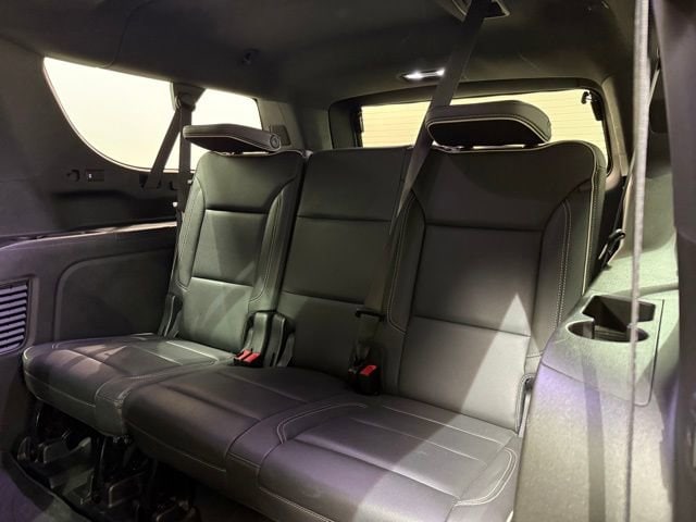 2022 GMC Yukon XL SLT - Photo 28
