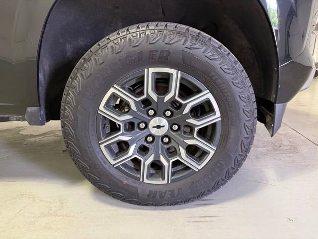 2023 Chevrolet Colorado Z71 - Photo 30