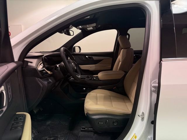 2026 Buick Enclave Preferred - Photo 13