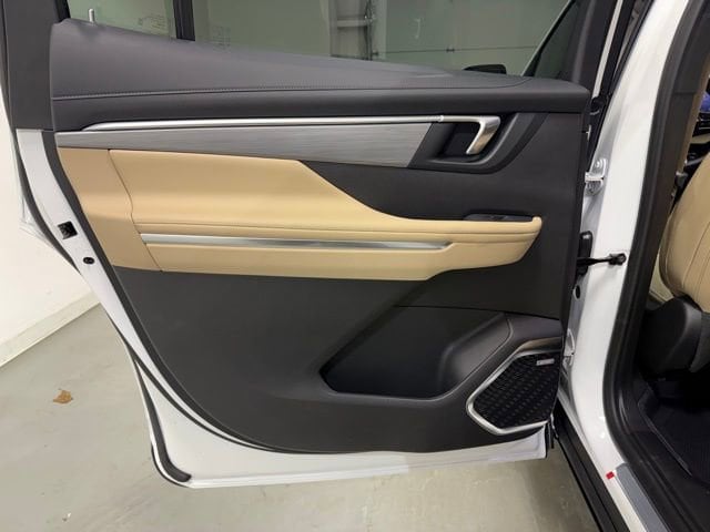 2026 Buick Enclave Preferred - Photo 24