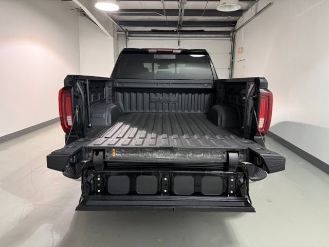 2026 GMC Sierra 1500 SLT - Photo 8