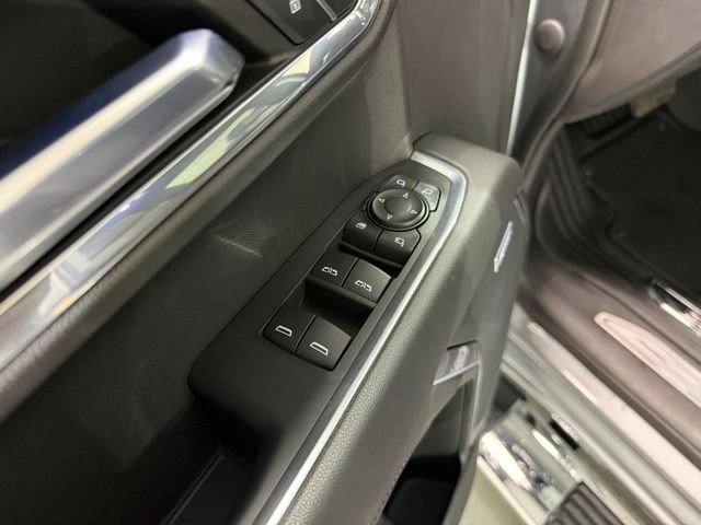 2023 GMC Sierra 1500 SLT - Photo 11