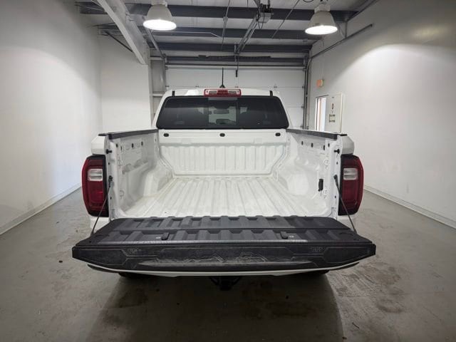 2026 GMC Canyon Elevation - Photo 8