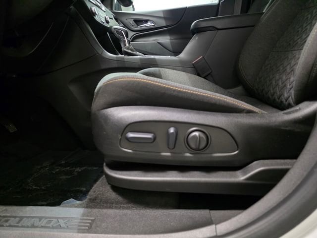 2022 Chevrolet Equinox LT - Photo 14