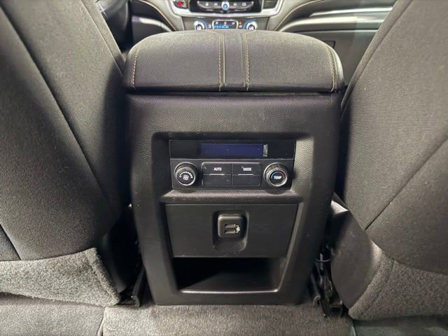 2020 Chevrolet Traverse 1LT - Photo 25
