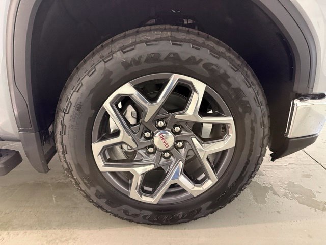 2026 GMC Sierra 1500 SLT - Photo 32